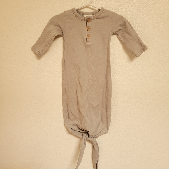Lucy Lue Organics Beige Baby Gown with Wooden Buttons - Picture 1 of 5